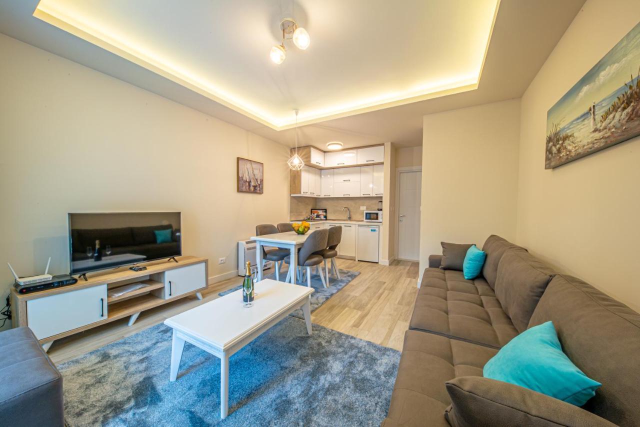Mar Azul Apartments Petrovac Екстер'єр фото
